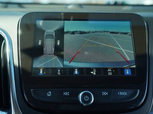 Used 2024 Chevrolet Equinox Premier image 28