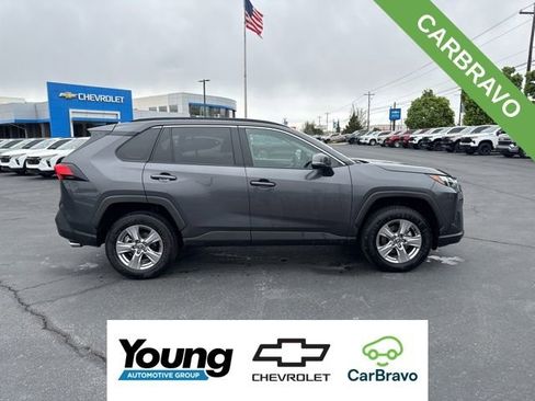 Used 2025 Toyota RAV4 XLE AWD/4WD image 8