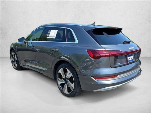 Used 2019 Audi e-tron Prestige w/ Prestige Package AWD/4WD image 7