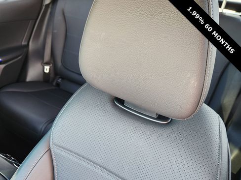 Certified 2025 Mercedes-Benz GLC 300 image 25