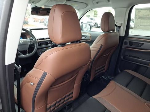 Used 2025 Ford Bronco Sport Outer Banks w/ Outer Banks Tech Package+ AWD/4WD image 45