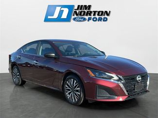 Used 2025 Nissan Altima 2.5 SV video 1