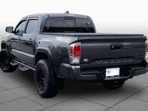 Used 2021 Toyota Tacoma TRD Off-Road w/ Technology Package AWD/4WD image 12