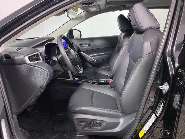 Used 2024 Toyota Corolla Cross XLE w/ Convenience Package AWD/4WD image 10