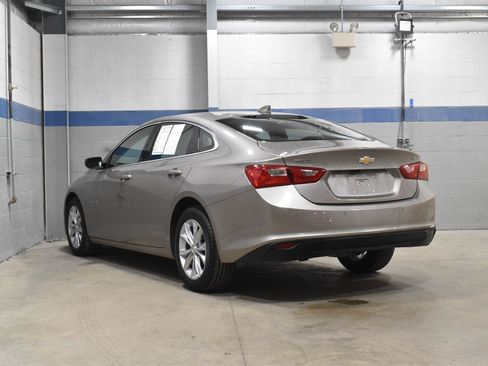 Used 2025 Chevrolet Malibu LT FWD image 23