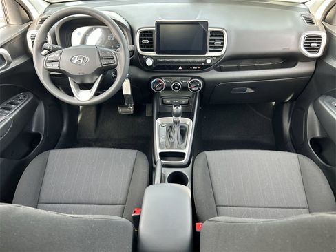 New 2026 Hyundai Venue SE image 14