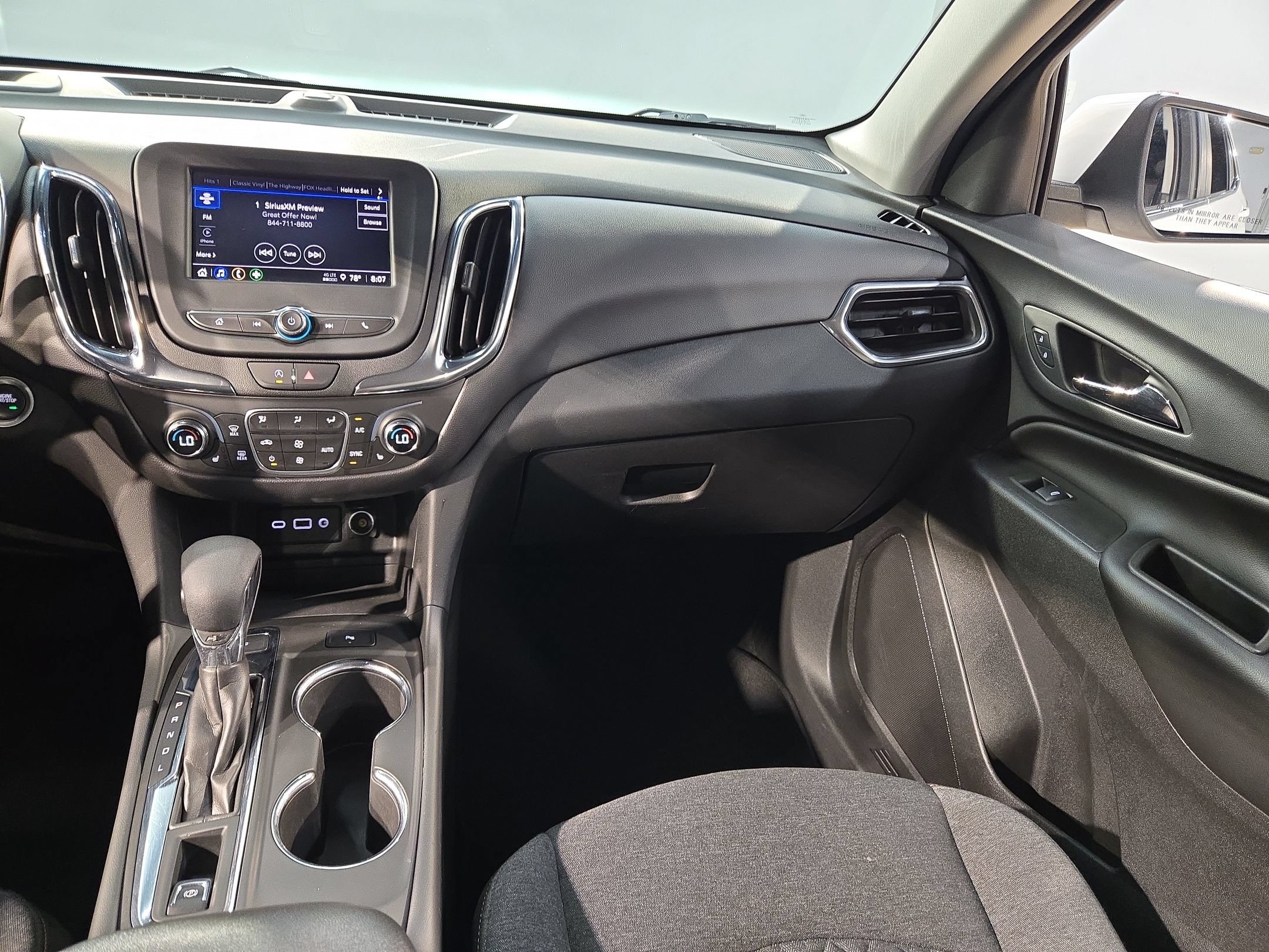 Used 2024 Chevrolet Equinox LT AWD/4WD image 11
