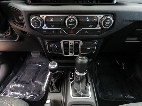 New 2026 Jeep Wrangler Unlimited Sport AWD/4WD image 18