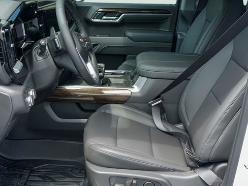 New 2026 GMC Sierra 1500 Elevation w/ Elevation Premium Package AWD/4WD image 10