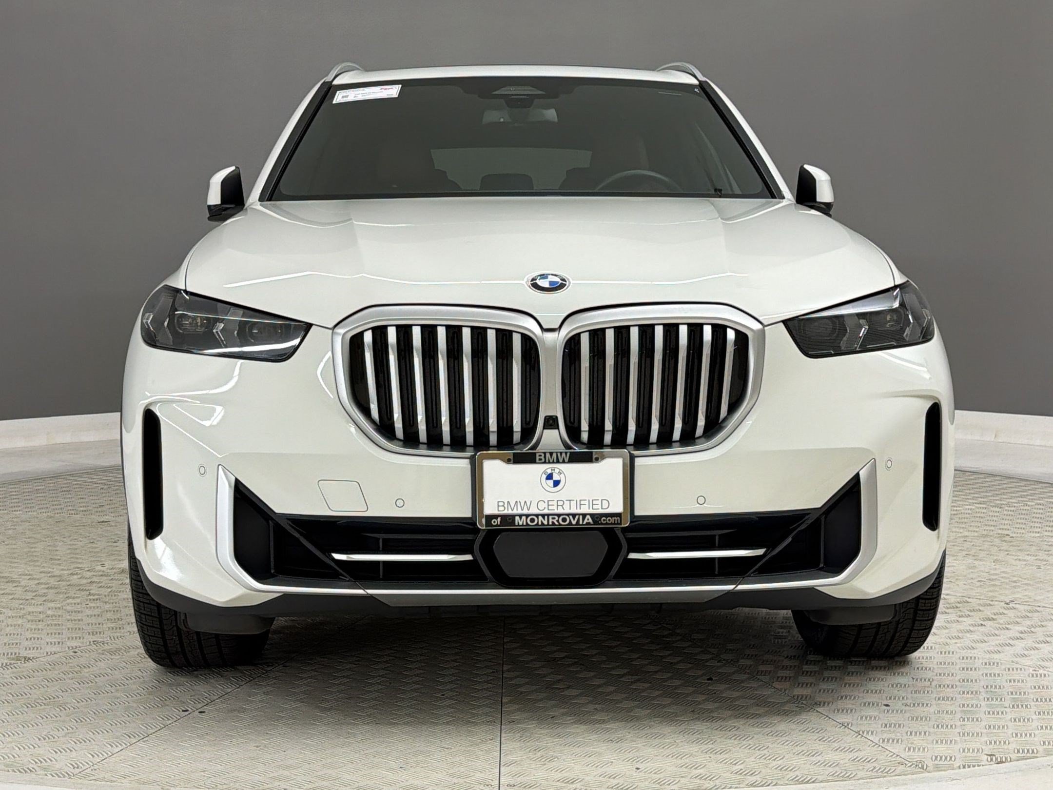 Certified 2024 BMW X5 sDrive40i w/ Parking Assistance Package RWD image 6