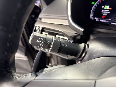 Certified 2026 Acura MDX SH-AWD w/ Technology Package image 17