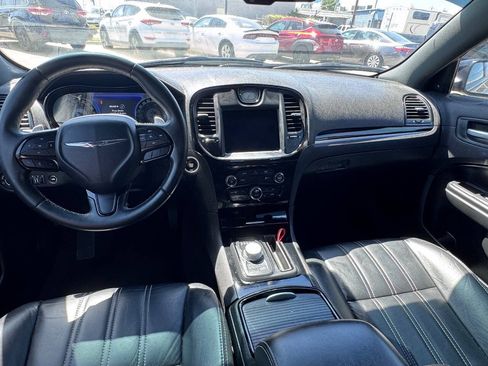 Used 2019 Chrysler 300 S w/ S Model Appearance Package RWD image 17
