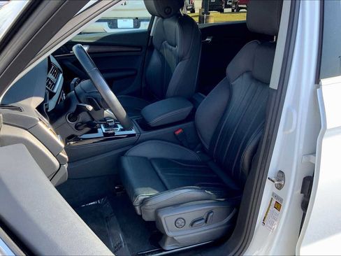 Used 2024 Audi Q5 2.0T Premium Plus image 9