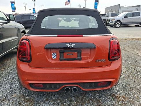 Used 2019 MINI Cooper S w/ Premium Package image 7