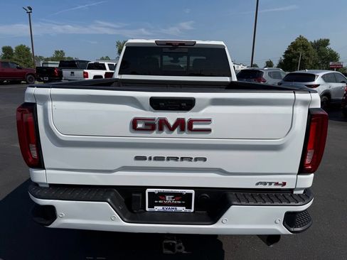 Used 2021 GMC Sierra 3500 AT4 w/ AT4 Premium Plus Package AWD/4WD image 6
