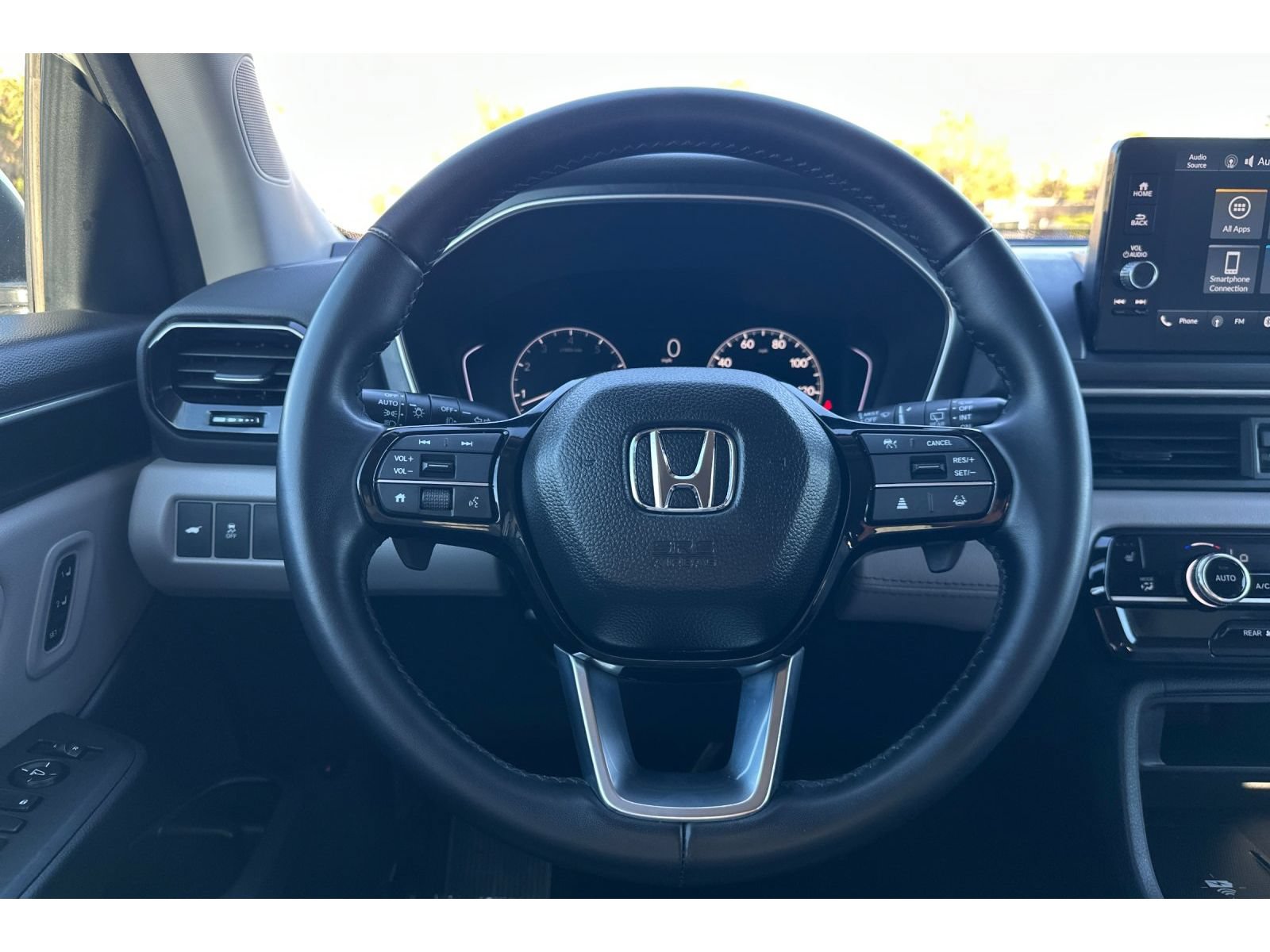 Used 2024 Honda Pilot EX-L image 37