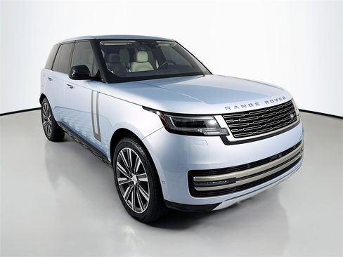 Used 2023 Land Rover Range Rover SE image 7