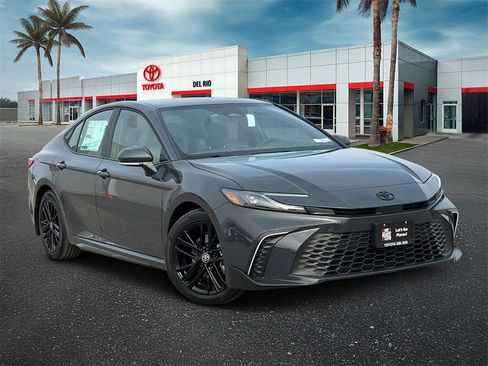 New 2026 Toyota Camry SE image 1