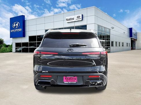 Used 2025 INFINITI QX60 Luxe w/ Black Edition FWD image 6
