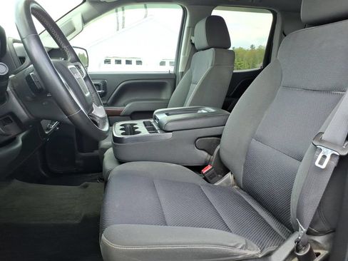 Used 2017 GMC Sierra 1500 SLE w/ SLE Value Package AWD/4WD image 18