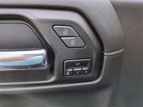 Used 2020 GMC Sierra 1500 AT4 w/ AT4 Premium Package image 16