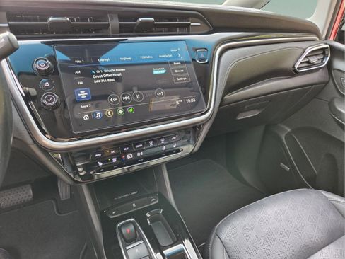 Certified 2023 Chevrolet Bolt LT w/ Infotainment Package FWD image 30