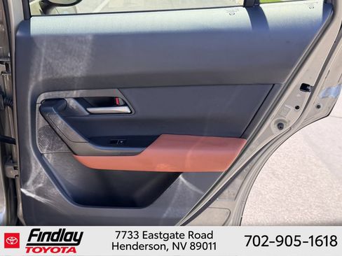 Used 2025 MAZDA CX-50 Meridian Edition w/ Apex Package AWD/4WD image 17