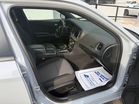 Used 2022 Dodge Charger SXT image 15