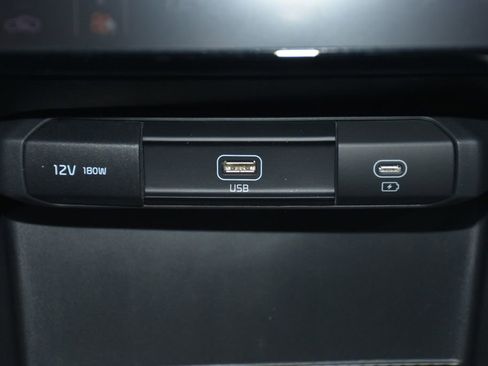 New 2026 Kia Niro LX FWD image 21