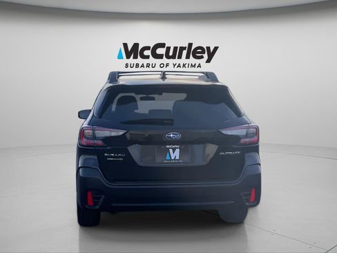 Used 2020 Subaru Outback Premium image 5