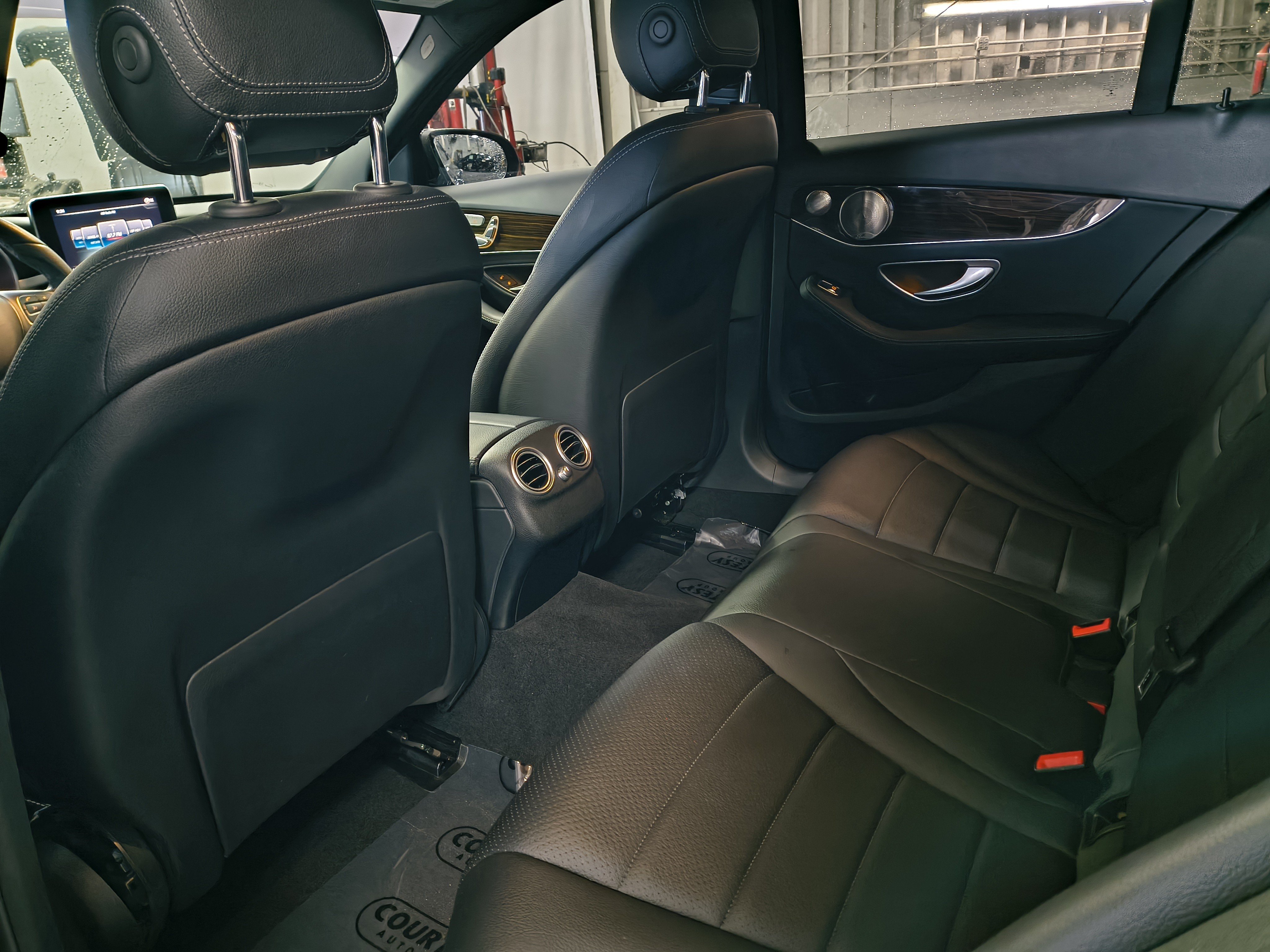 Used 2018 Mercedes-Benz C 300 Sedan image 18