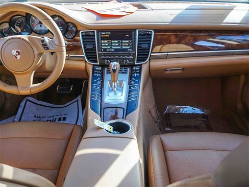 Used 2012 Porsche Panamera S image 14