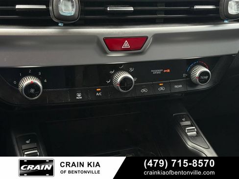 Used 2020 Kia Telluride S FWD image 17