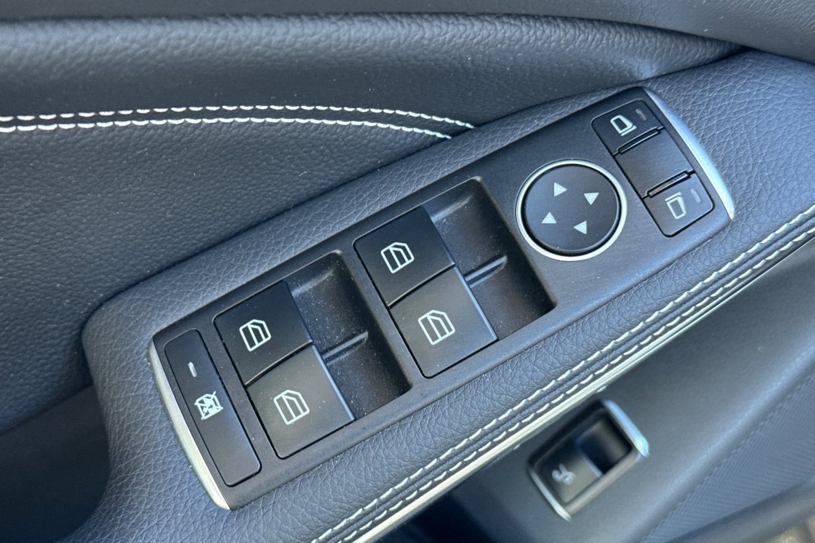 Certified 2020 Mercedes-Benz GLA 250 image 14