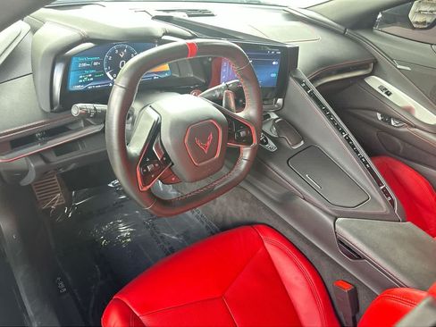 Used 2024 Chevrolet Corvette Stingray Coupe RWD image 13