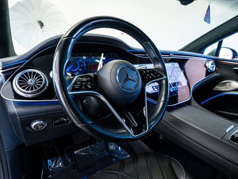 Used 2023 Mercedes-Benz EQS 580 4MATIC Sedan image 37