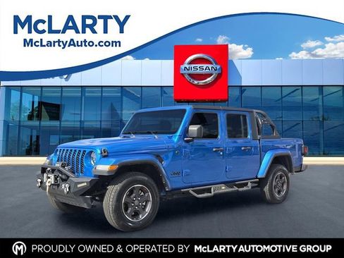 Used 2023 Jeep Gladiator Sport AWD/4WD image 1