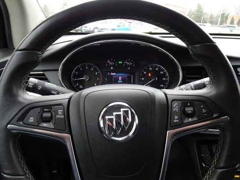 Used 2022 Buick Encore Preferred w/ Safety Package image 19