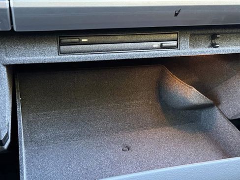 Used 2005 Porsche Boxster S image 29