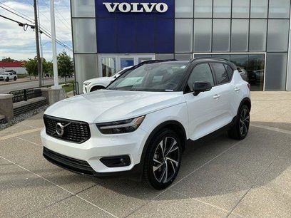 Used 2019 Volvo XC40 T5 R-Design