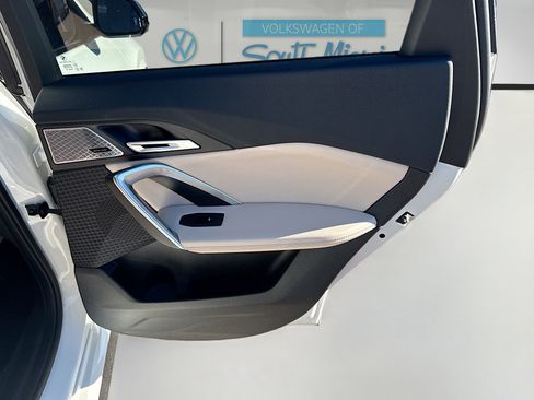 Used 2024 BMW X1 M35i w/ Premium Package image 31