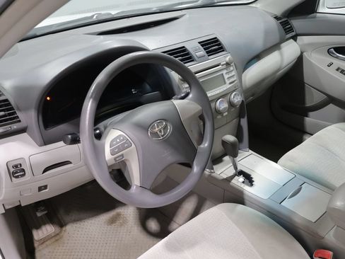 Used 2011 Toyota Camry LE w/ Fleet Convenience Pkg FWD image 14