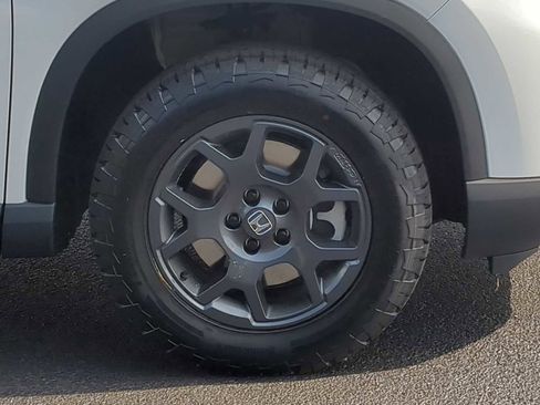 New 2025 Honda Pilot TrailSport image 10