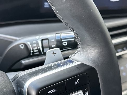 Certified 2025 Hyundai Santa Fe SEL image 39