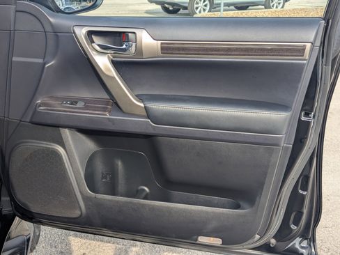 Used 2021 Lexus GX 460 Premium image 28