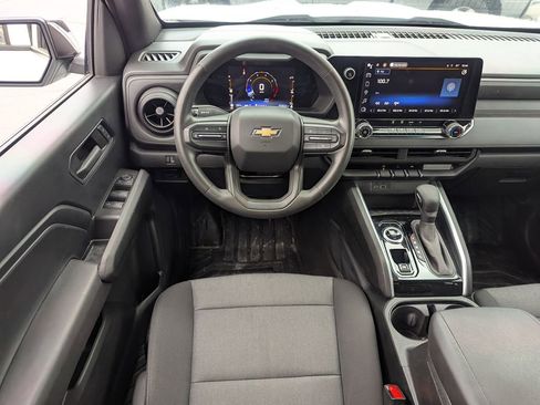 Used 2023 Chevrolet Colorado W/T w/ Safety Package AWD/4WD image 28