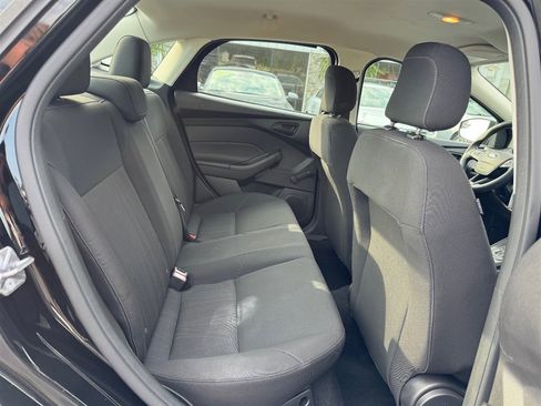 Used 2017 Ford Focus S FWD image 21