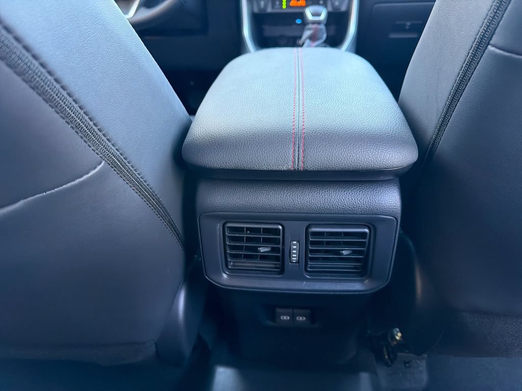 Used 2025 Toyota RAV4 XSE w/ Premium Package AWD/4WD image 18