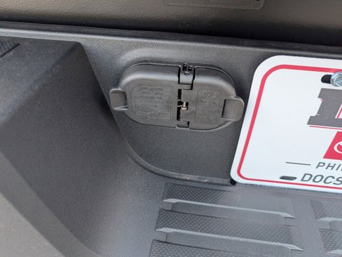 New 2025 Toyota Tacoma SR5 image 32