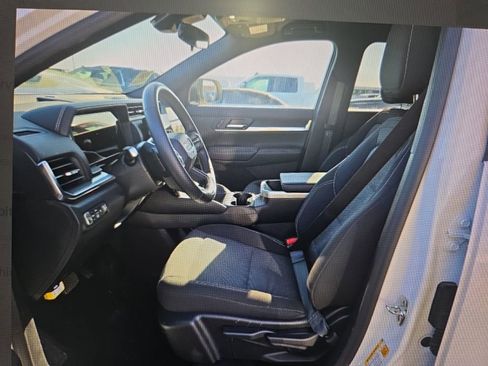 Used 2025 GMC Terrain Elevation image 6